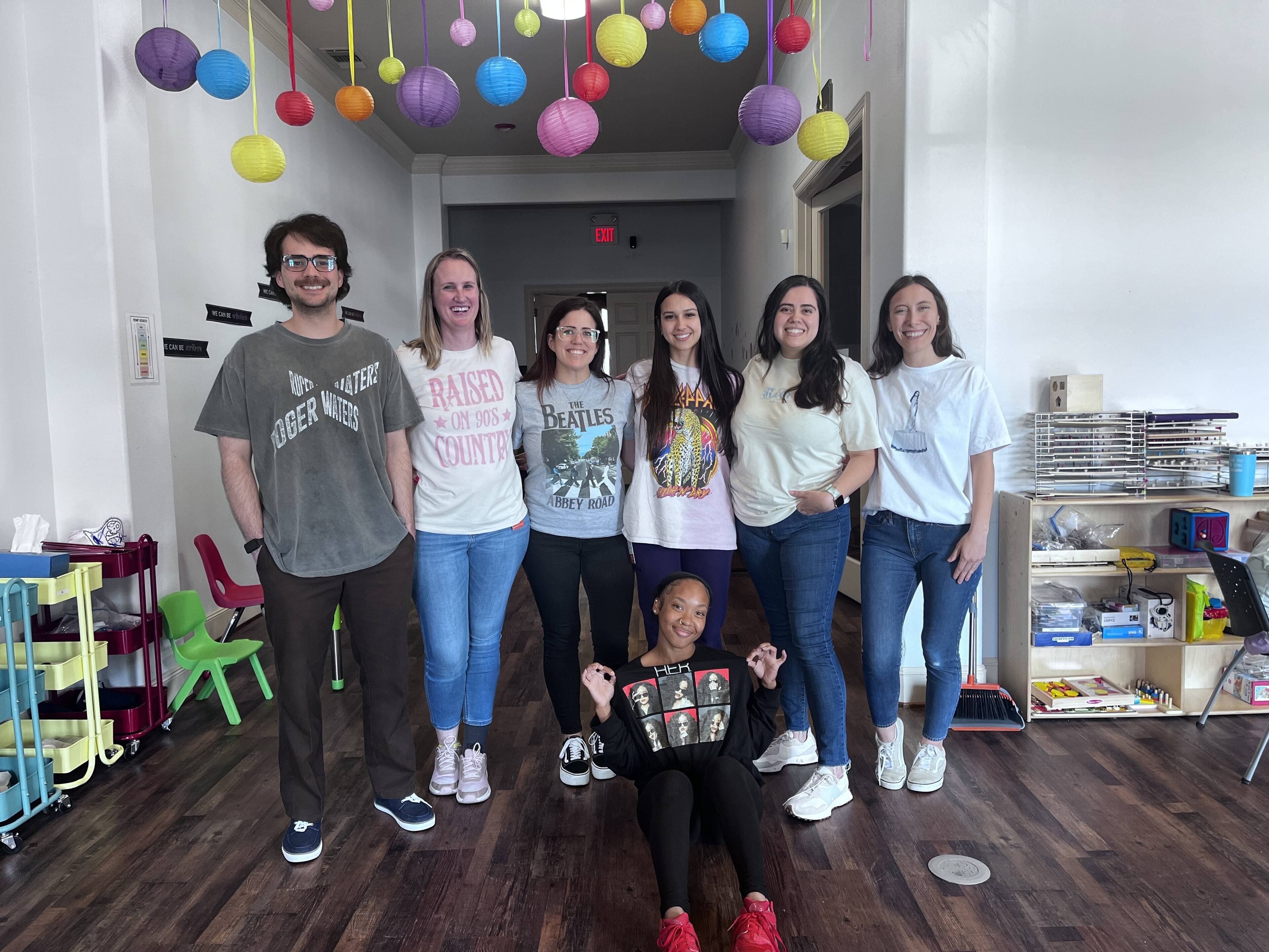 Mindcolor employees in welcoming, professional environment